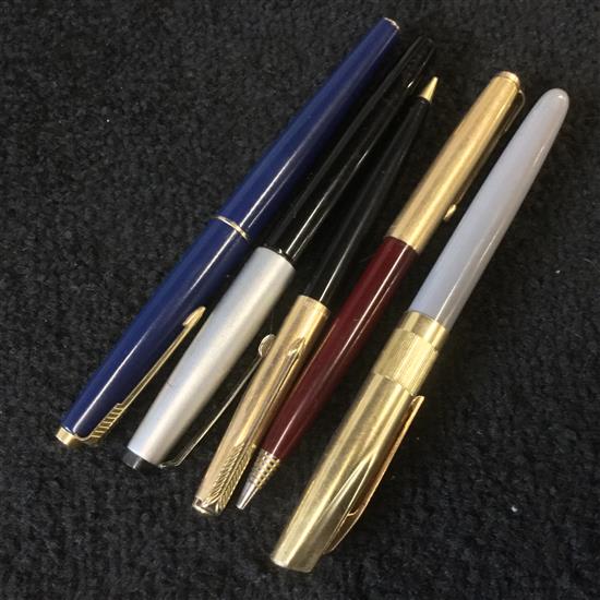 5 mixed pens